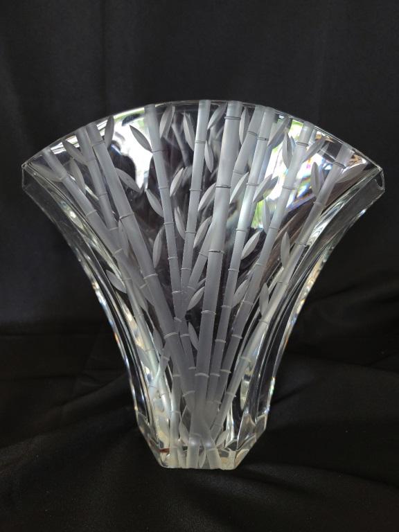 VINTAGE BACCARAT CRYSTAL GINGKO VASE 12" (1 of 5)