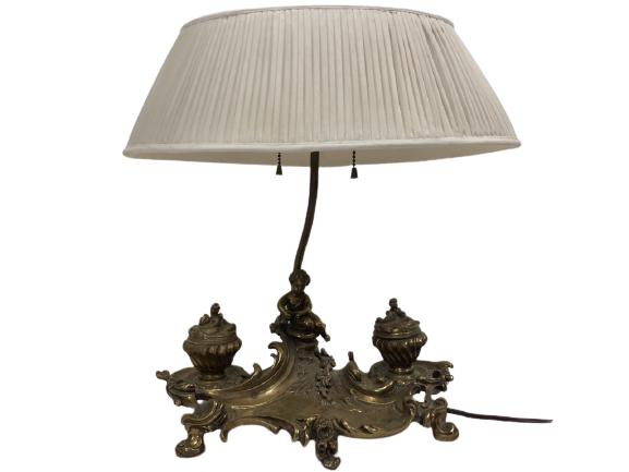 VINTAGE BRASS INK WELL CHERUB FOUNTAIN LAMP 17" (1 of 11)