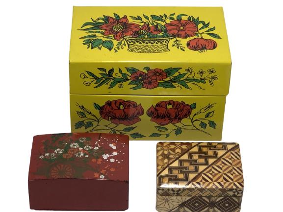 SET OF 3 DECORATIVE KEEPSAKE TRINKET BOXES 5" (1 of 4)