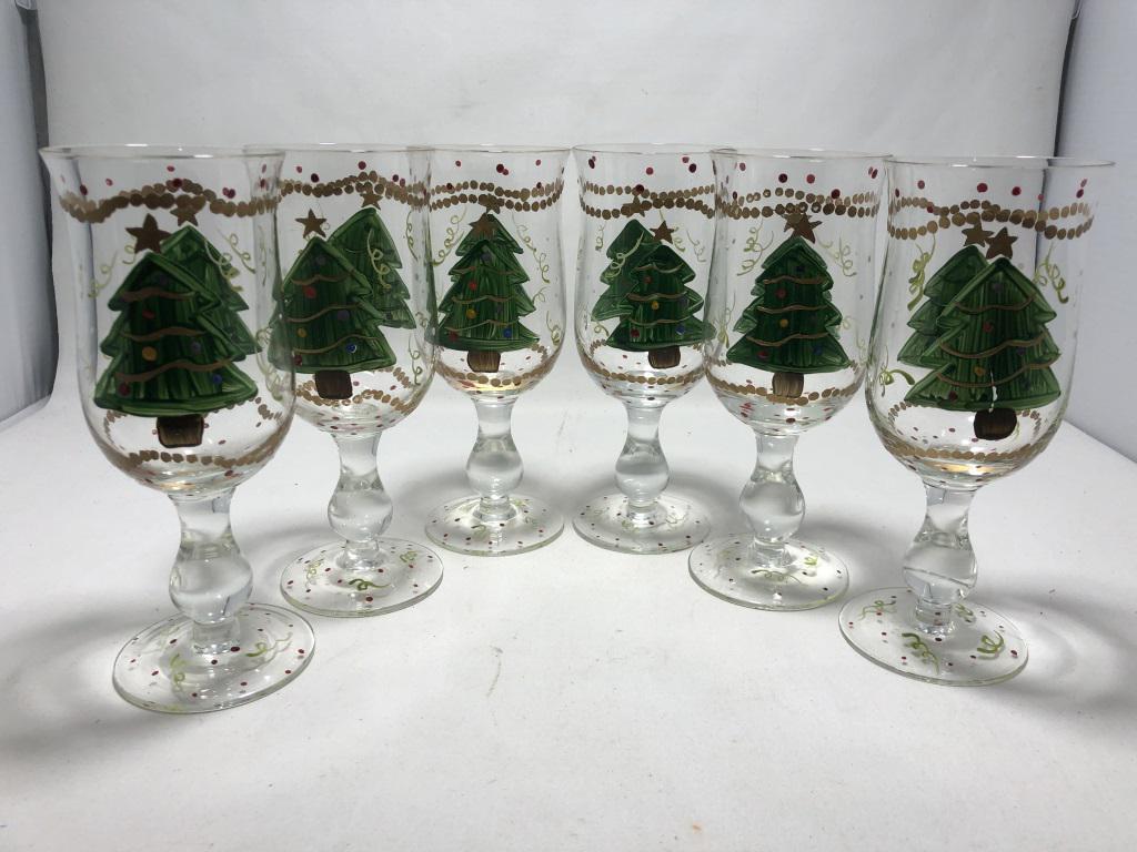 CHRISTMAS TREE PAINTED WINE GLASSES SET OF 6: CHRISTMAS TREE PAINTED WINE GLASSES SET OF 6