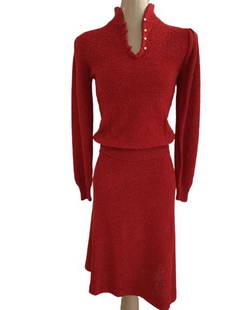 PAUL HARRIS CHERRY RED KNIT SKIRT SET SZ S: PAUL HARRIS CHERRY RED KNIT SKIRT SET SZ S -DRY CLEANED- VERY GOOD CONDITION