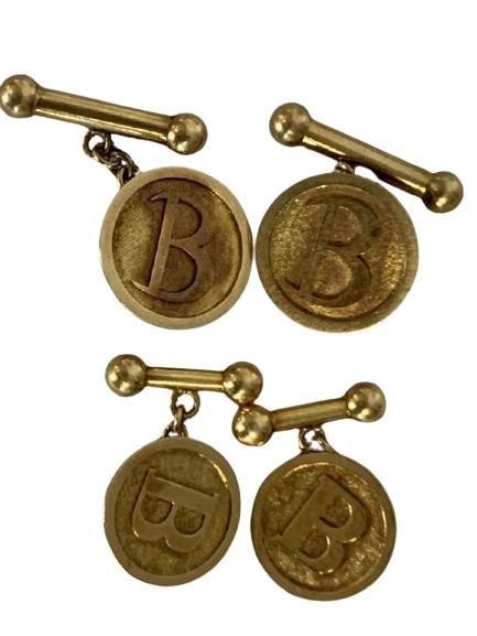 4 PIECE MEN"S 18K GOLD CUFFLINK SET (1 of 2)