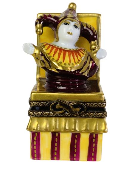 HARLEQUIN JESTER LIMOGES PORCELAIN TRINKET BOX (1 of 3)