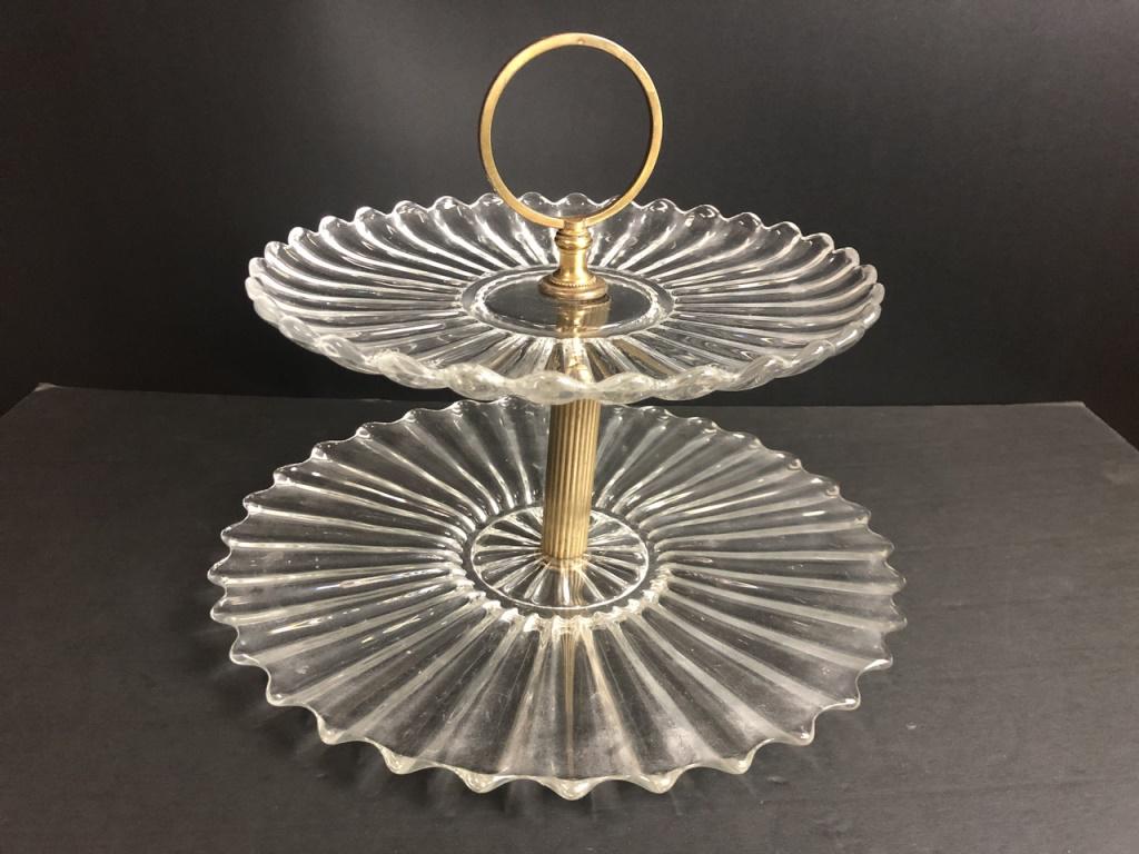 VTG TWO TIER CANDY DESERT TRAY W BRASS HANDLE 13" (1 of 5)