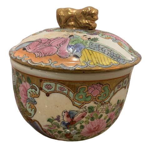 VINTAGE ASIAN COVERED JAR WITH FOO DOG TOP 6" (1 of 5)