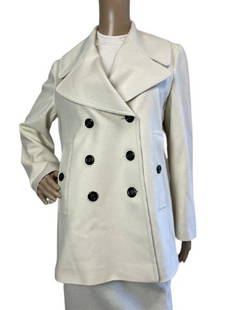 BURBERRY WMNS. WINTER WHITE WOOL COAT SIZE 10: BURBERRY WMNS. WINTER WHITE WOOL COAT SIZE 10 -BEAUTIFUL DOUBLE BREASTED WINTER WHITE WOOL COAT IN A US SIZE 1O UK SIZE 12. BLACK BUTTONS.-VERY GOOD CONDITION-TK111920