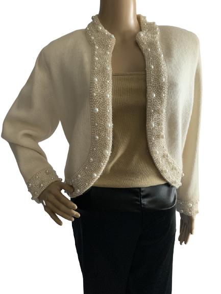 VINTAGE MAGNOLIA ANGORA SWEATER SIZE S (1 of 6)