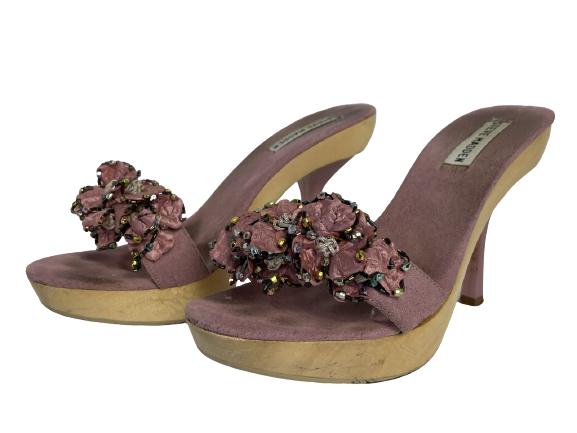 STEVE MADDEN PINK FLORAL PLATFORM SLIDE SZ 9: STEVE MADDEN PINK FLORAL PLATFORM SLIDE SZ 9 -A FLORAL AND BEADED TOE STRAP ON A SIMPLE WOODEN PLATFORM. CONTRASTING LUCITE HEEL.-PLATFORM HEIGHT 1"-HEEL HEIGHT 3.75"-SIGNS OF WEAR-TK112720