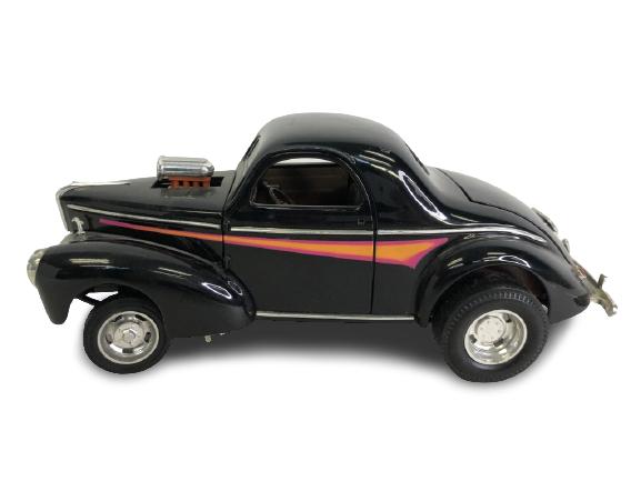 1941 CHRYSLER WILLYS COUPE HOT ROD SCALE MODEL: 1941 BLACK DAIMLER CHRYSLER WILLYS COUPE HOT ROD SCALE MODEL 1:18 COLLECTIBLE SCALE MODEL CAR AUTOMOBILE HOME OFFICE MAN CAVE DECOR AMERICAN MUSCLE CARS CUSTOM PAINT JOB RACING SLICK TIRES DRAG RACER