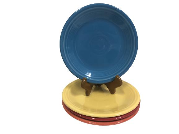 LOT OF 4 VINTAGE FIESTA WARE PLATES 6": LOT OF 4 VINTAGE FIESTA WARE PLATES 6" -VERY GOOD VINTAGE CONDITION