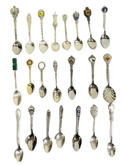 22 COLLECTIBLE TRAVEL DESTINATION SOUVENIR SPOONS: 22 COLLECTIBLE TRAVEL DESTINATION SOUVENIR SPOONS INCLUDING TEXAS MINNESOTA LAS VEGAS MEXICO FLORIDA COLORADO KENTUCKY AMONG OTHERS, THIS SET ALSO INCLUDES ONE VINTAGE ROLEX LUCERNE SPOON -BIGGEST 5"