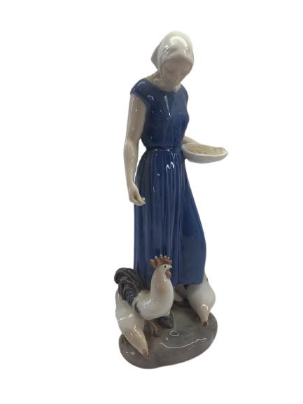 VTG B&G"POULTRY GIRLFIGURINE #2220 C 1948-52: Vintage Bing & Grondahl POULTRY GIRL Feeding Chickens Figurine-#2220 Ca 1948-52-This is a very nice porcelain figurine of a young woman feeding 4 chickens made by Bing & Grondahl and titled Poultry Gi