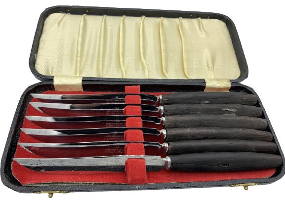VINTAGE  KNIFE SET (1 of 1)