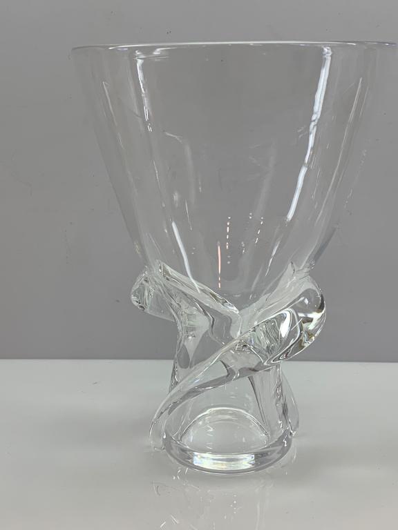 CLASSIC  STEUBEN SIGNED VASE 6 3/4"H (1 of 5)