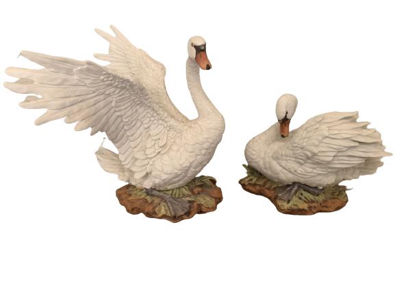 PAIR OF 2 VINTAGE CERAMIC SWAN FIGURINES (1 of 6)