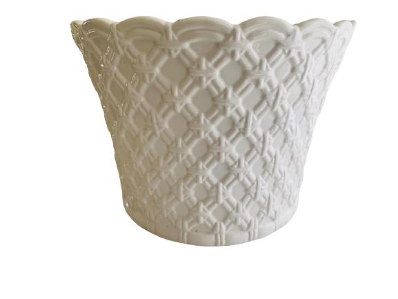 VINTAGE WHITE CERAMIC LATTICE PLANTER (1 of 3)