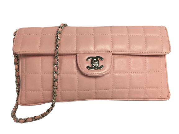 VTG CHANEL PINK CAVIAR QUILTED LEATHER HANDBAG (1 of 18)