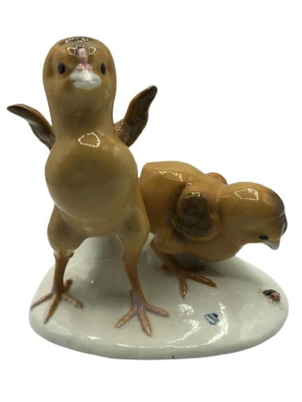 VTG NYMPHENBURG YOUNG YELLOW DUCKLINGS FIGURINE 6" (1 of 6)