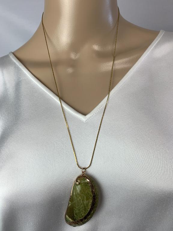 VINTAGE 18K YELLOW GOLD SEA SHELL NECKLACE 15" (1 of 10)