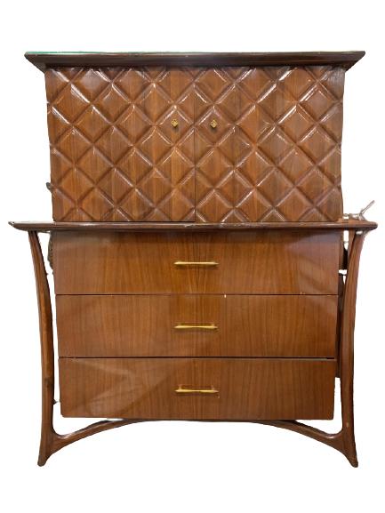 MID MOD AMSTERDAM FURNITURE CO. BUREAU DRESSER 46" (1 of 6)