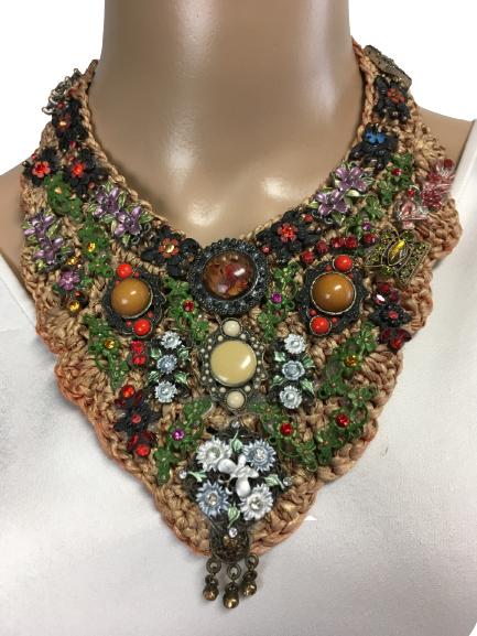 VTG NECKLACE W/ BRAIDED RIBBON & FLORAL CHARMS (1 of 4)