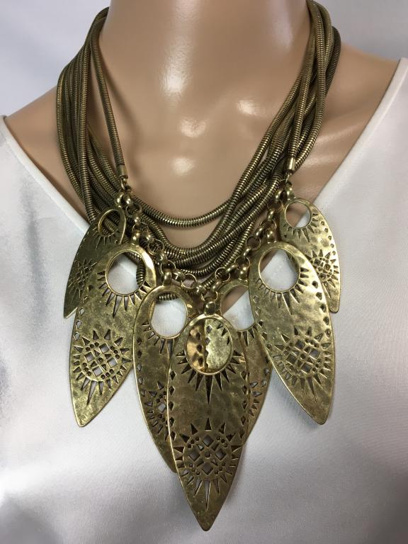 VTG MULTI-STRAND ROPE NECKLACE W/ SUN PLATE CHARMS (1 of 5)