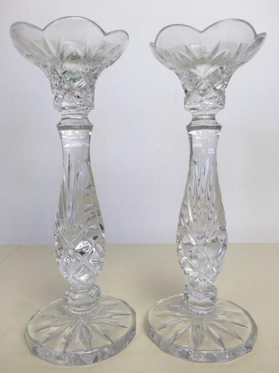 PAIR OF 2 VTG CUT GLASS CANDLESTICK HOLDERS 9" (1 of 6)