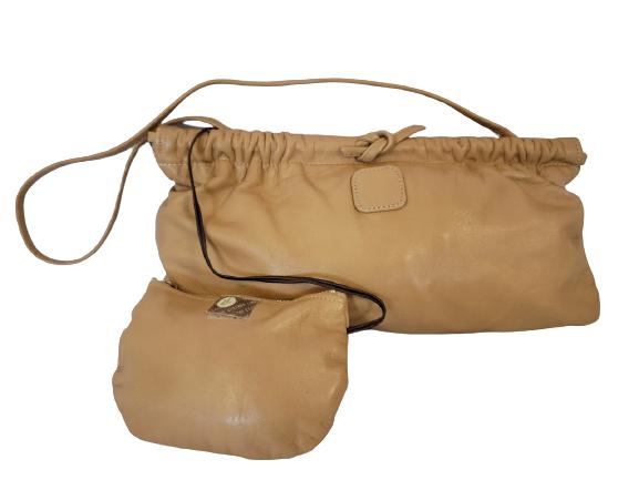 VINTAGE BROWN  LEATHER HANDBAG WITH POUCH (1 of 6)