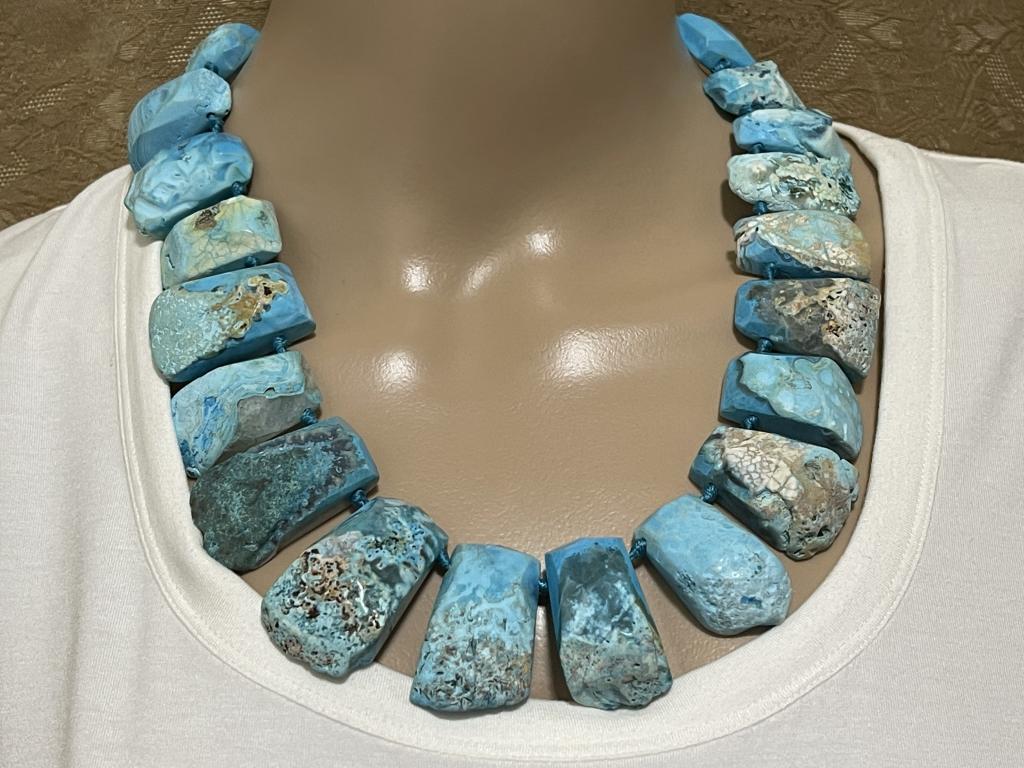 VTG RAW TURQUOISE AND STERLING CLASP  NECKLACE (1 of 5)