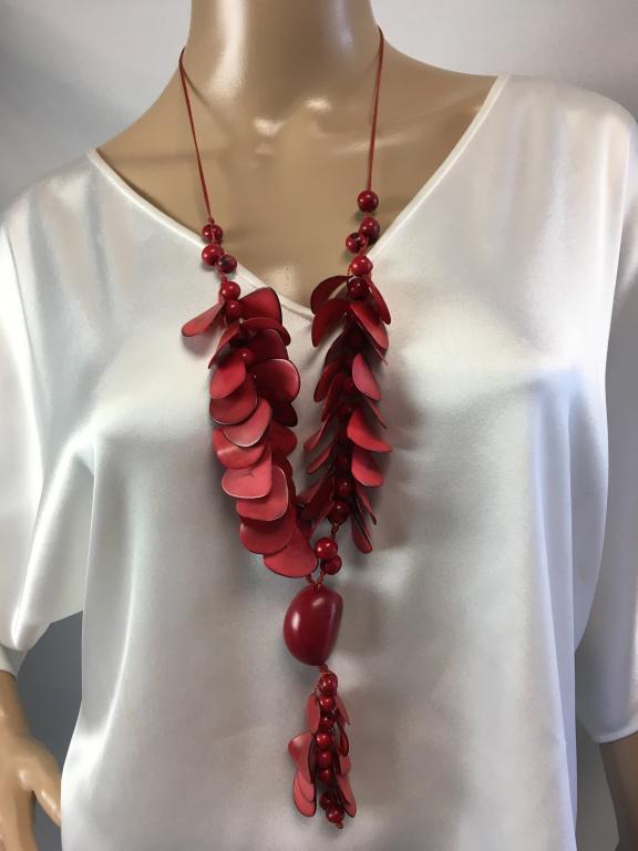 VTG RED BEADED NECKLACE W/DISKS & PENDANT 21" (1 of 5)