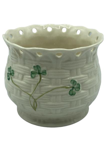 BELLEEK FINE PARIAN CHINA IRISH CANDLE HOLDER 3" (1 of 5)