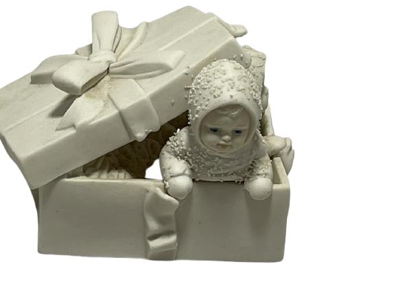 DEPT 56 SNOW BUNNIES IN A PRESENT: DEPT 56 SNOW BUNNIES IN A PRESENT