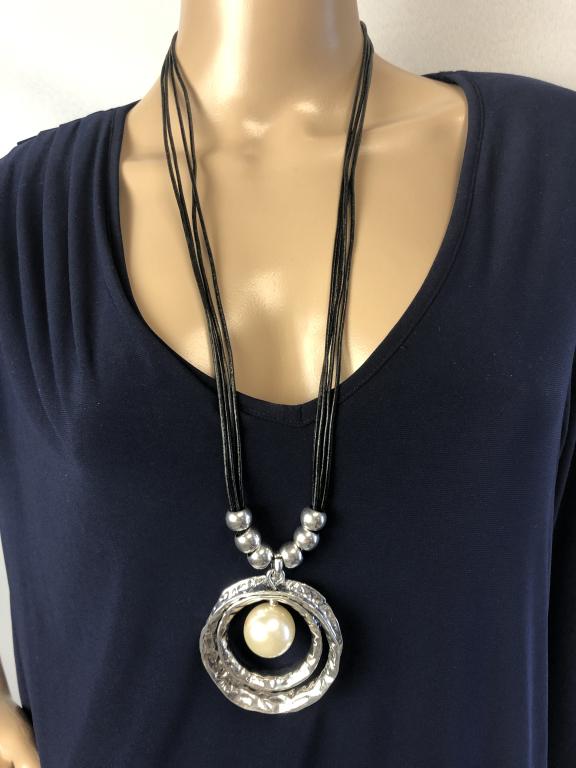 VTG CORD NECKLACE W/ FAUX PEARL PENDANT (1 of 4)