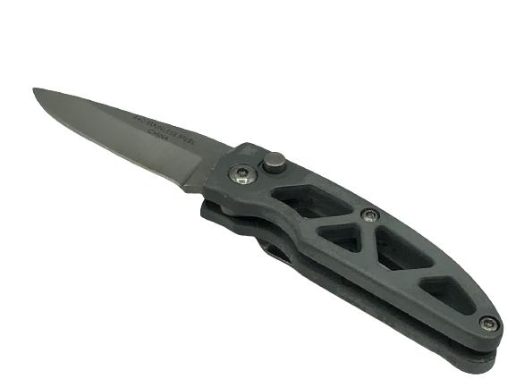 SMALL STAINLESS STEEL POCKET KNIFE W/POCKET CLIP (1 of 4)