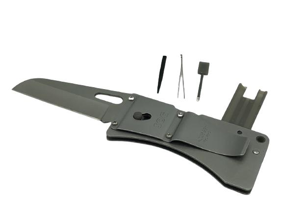 SOG ACCESS FOLDING STEEL POCKET KNIFE (1 of 7)