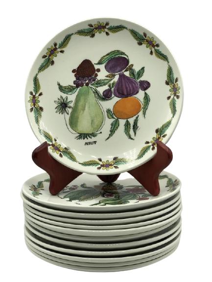 12 VTG GIEN FRANCE PORCELAIN MONTH PLATES 7.5": 12 VTG GIEN FRANCE PORCELAIN PLATES DEPICTING 12 MONTHS OF THE YEAR AND THE FRUITS ASSOCIATED WITH THEM. DINNER SALAD DESSERT SNACK PLATES KITCHEN HOME DECOR - 7.5" DIAMETER -VERY GOOD CONDITION, NO C