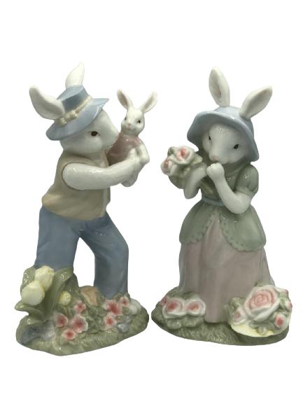 VTG MR & MRS BUNNY W BABY BUNNY & TULIPS FIGURINES (1 of 12)