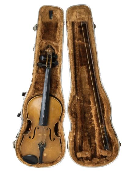 ANTONIUS STRADIVARIUS VIOLIN REPRODUCTION IN CASE (1 of 13)