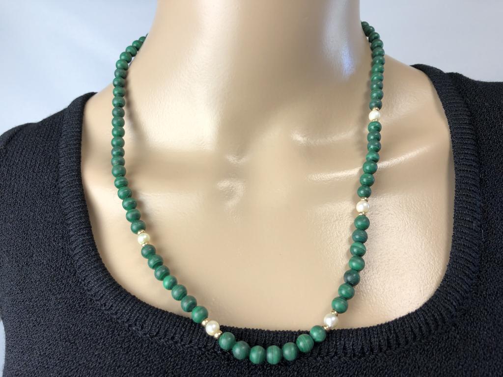 VTG JADE & PEARL BEADED NECKLACE 10" (1 of 5)
