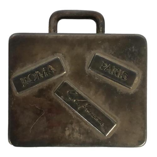 VTG SILVER SUITCASE PILL BOX 1.5": VTG SILVER SUITCASE PILL BOX 1.5" - SUITCASE WITH PARIS, ROMA & SAN FRANCISCO - GOOD VINTAGE CONDITION