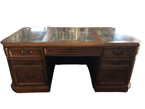 BEAUTIFUL WOOD EXECUTIVE PARTNERS DESK 71": BEAUTIFUL WOOD EXECUTIVE PARTNERS DESK HOME OFFICE DECOR -30" X 71" X 35" APPROX -VERY GOOD VINTAGE CONDITION CONSISTENT WITH AGE AND USE -DP11242020