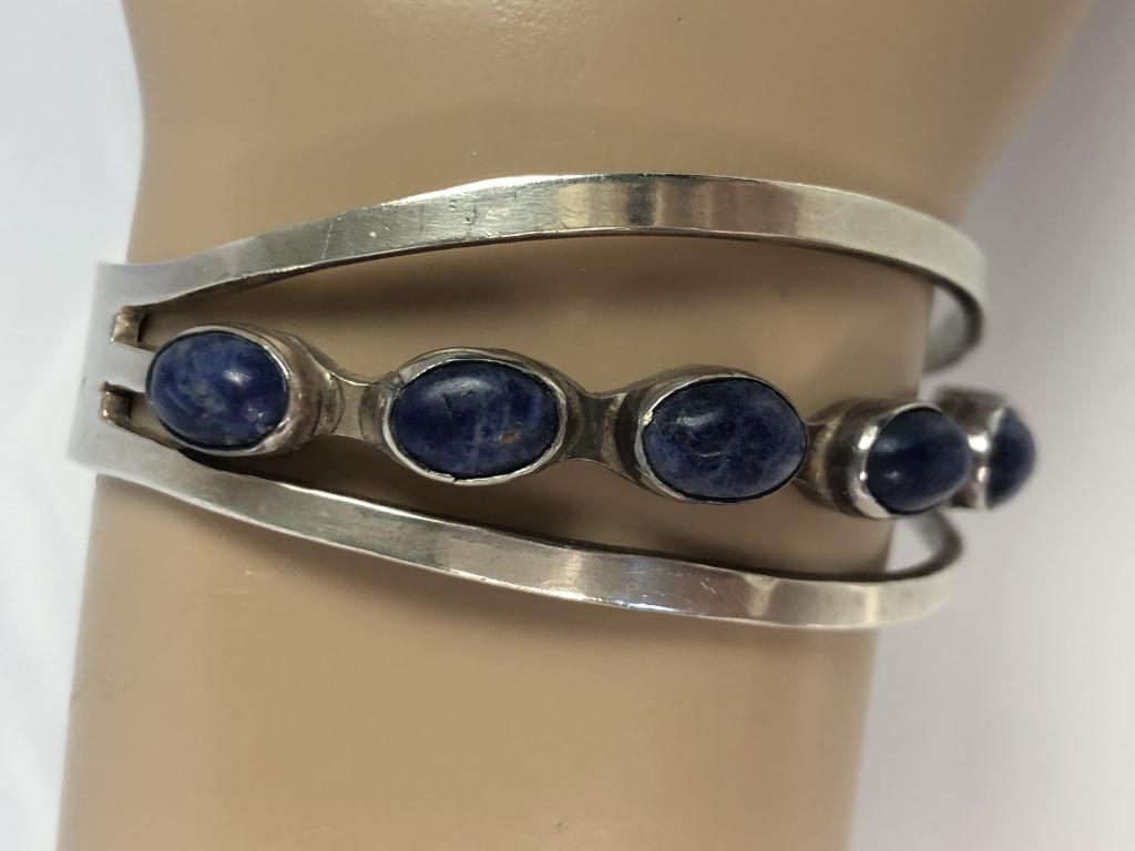 VTG STERLING & LAPIS OPEN CUFF BRACELET 2.25" (1 of 4)