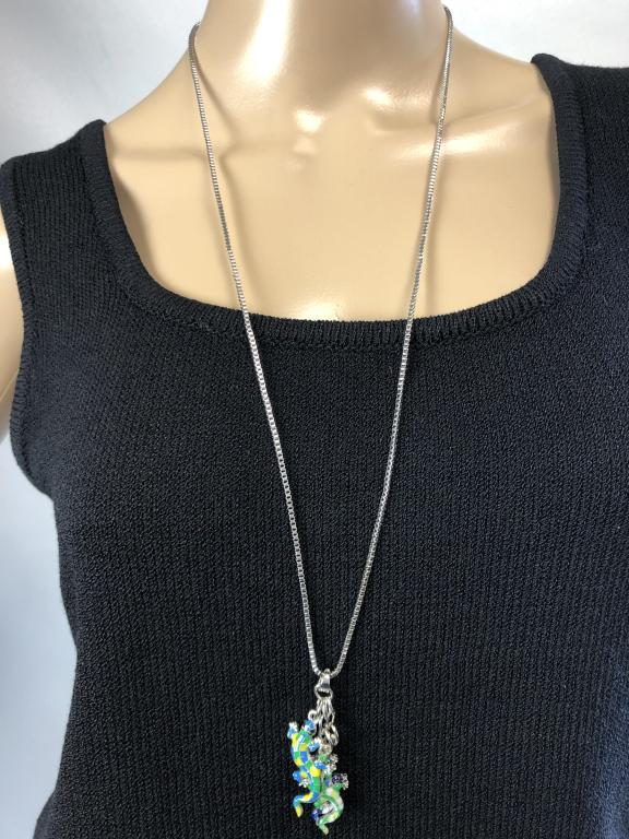 BETSY JOHNSON NWT GECKO PENDANT NECKLACE 16.5" (1 of 7)