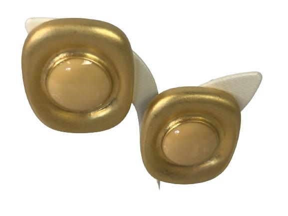 VTG GOLD CLIP EARRINGS W/BEIGE CENTER STONE 1.5" (1 of 3)