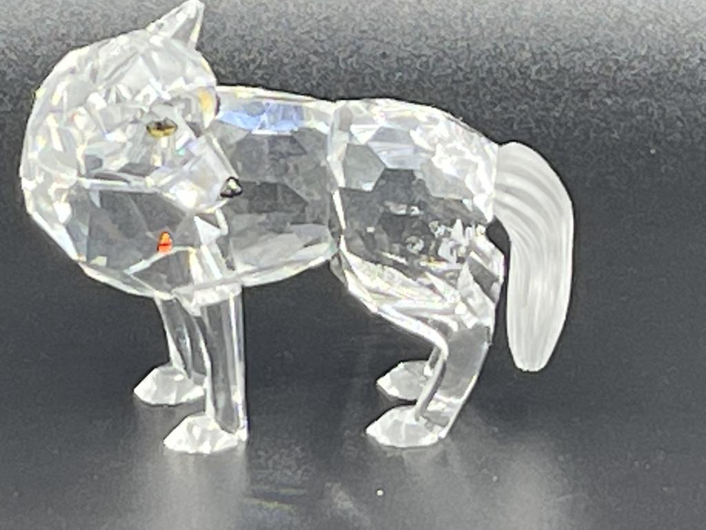 SWAVORSKI CRYSTAL WOLF: SWAVORSKI CRYSTAL WOLF