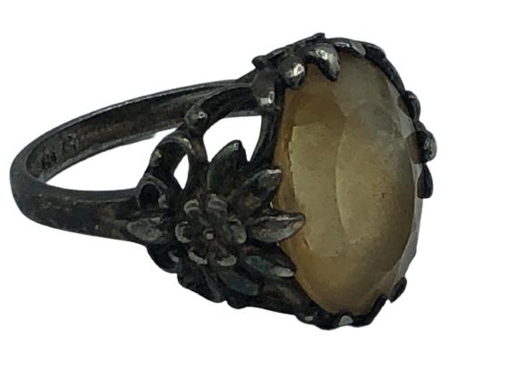 VINTAGE STERLING SILVER & AMBER RING SIZE 6 (1 of 2)