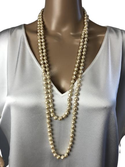 VINTAGE CHANEL PEARL NECKLACE 64" (1 of 3)