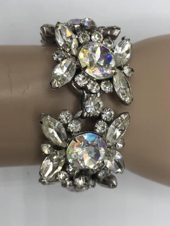 VTG SILVER & CRYSTAL FANCY BRACELET 5.5" (1 of 3)