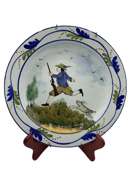 UNIQUE VIETRI  "UPSIDE DOWN WORLD"  PLATE 9.5" (1 of 6)