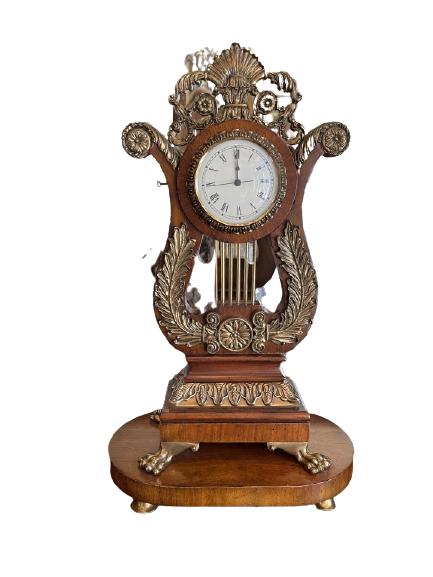 MAITLAND SMITH CLAW FEET WOODEN MANTLE CLOCK (1 of 5)